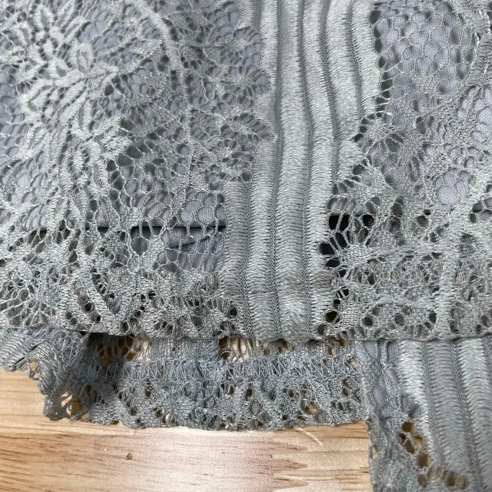 Lulu’s NWT Lovely in Lace Dusty Blue Lace Sleeveless Wrap Maxi Dress Size M - Picture 11 of 11